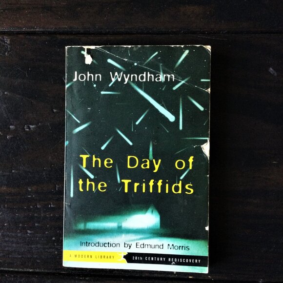 John Wyndham Collection - 7 Books - Picture 5 of 8